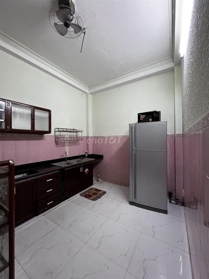 Hẻm 5m, nhà nguyên căn chính chủ 82/18/3 Trần mai ninh, 2 lầu, 10tr
