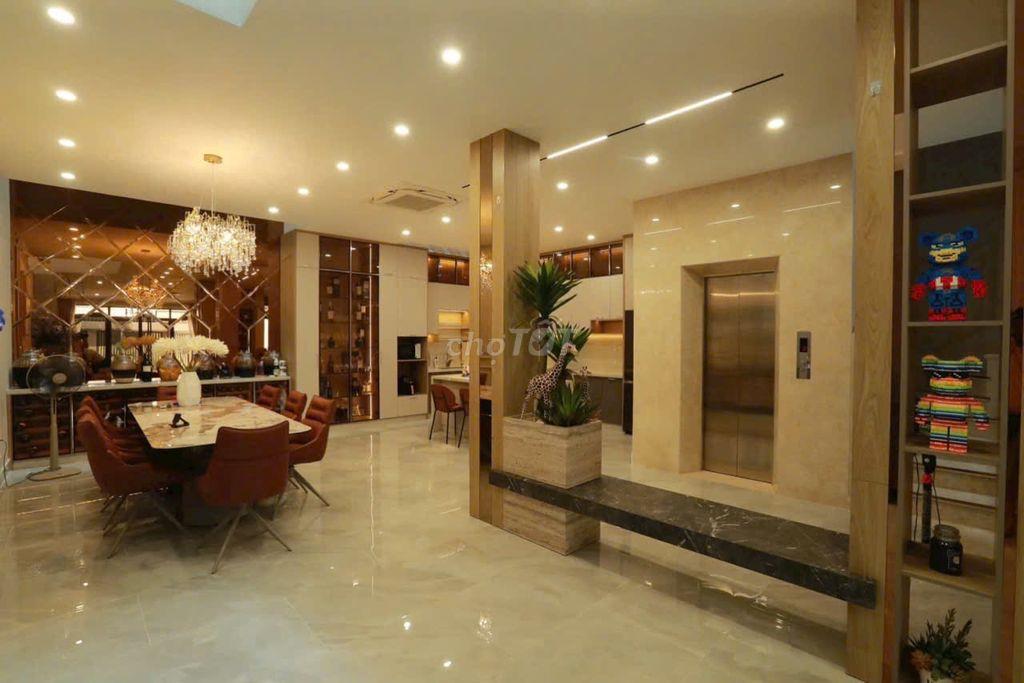 CHO THUÊ SIÊU BIỆT THỰ HẺM 02 Cao Thắng- Ngang 8M. Giá tốt khu vực