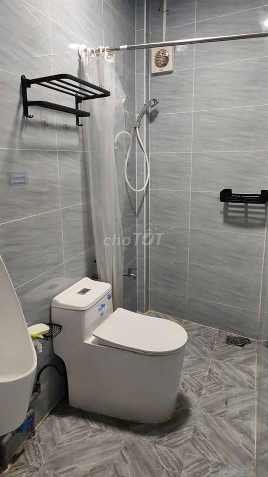 Chính chủ cho thuê nhà hẻm Phạm Văn Bạch, 1 trệt 1 lầu, có máy lạnh