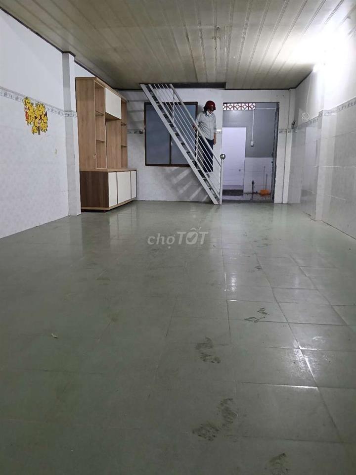 nhà cho thuê hẽm xe hơi đường bành Văn trân cmt8 p7tb