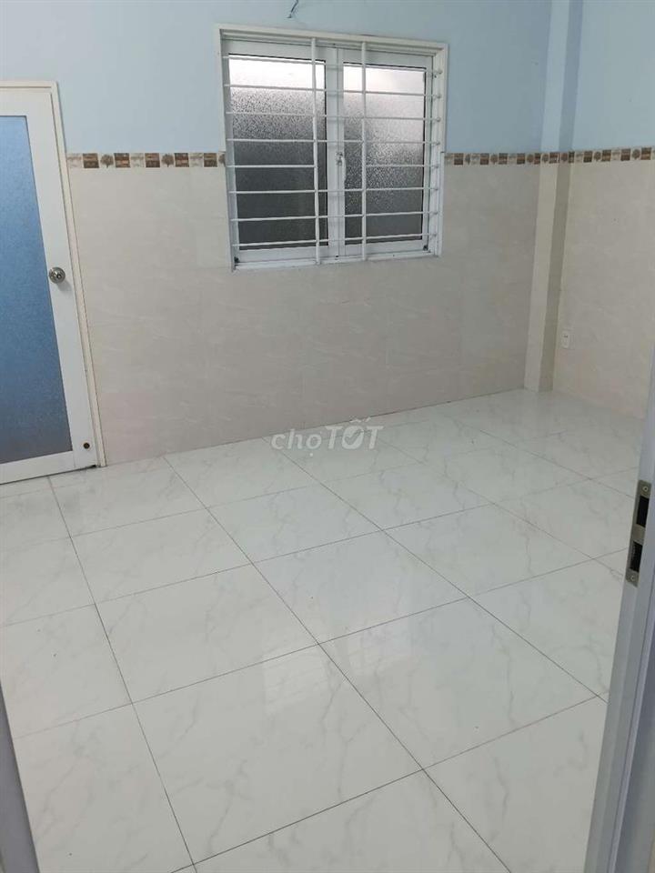 nhà cho thuê có nội thất hẻm 373/ lý thường kiệt p8tb