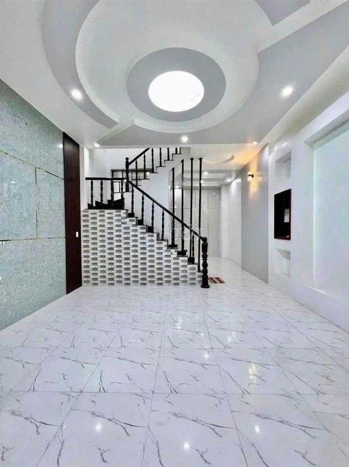 Cần cho thuê nhà MT 64A Nguyễn Phúc Chu P.15 Q.Tân Bình 