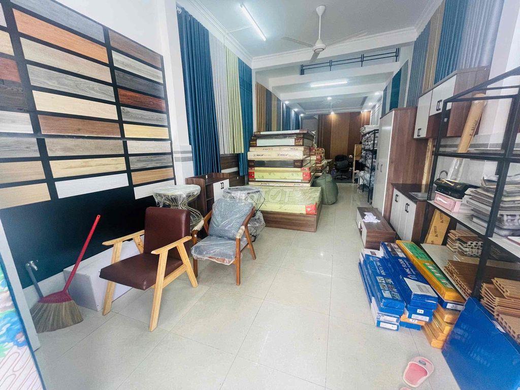 Cho thuê nguyên căn mặt tiền