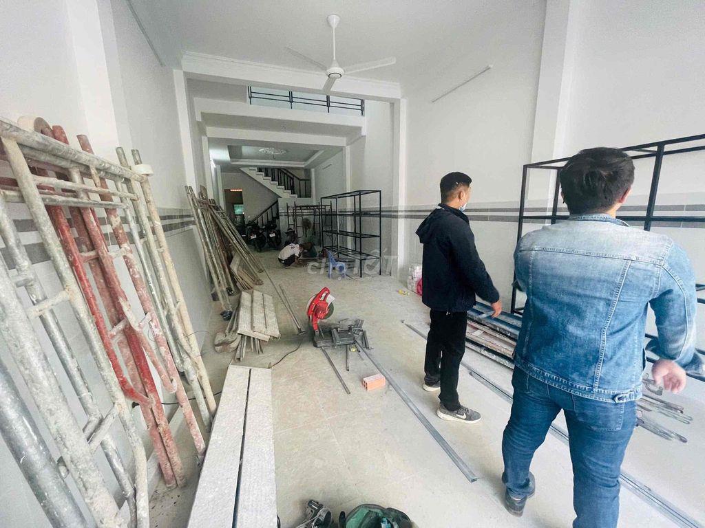 Cho thuê nguyên căn mặt tiền