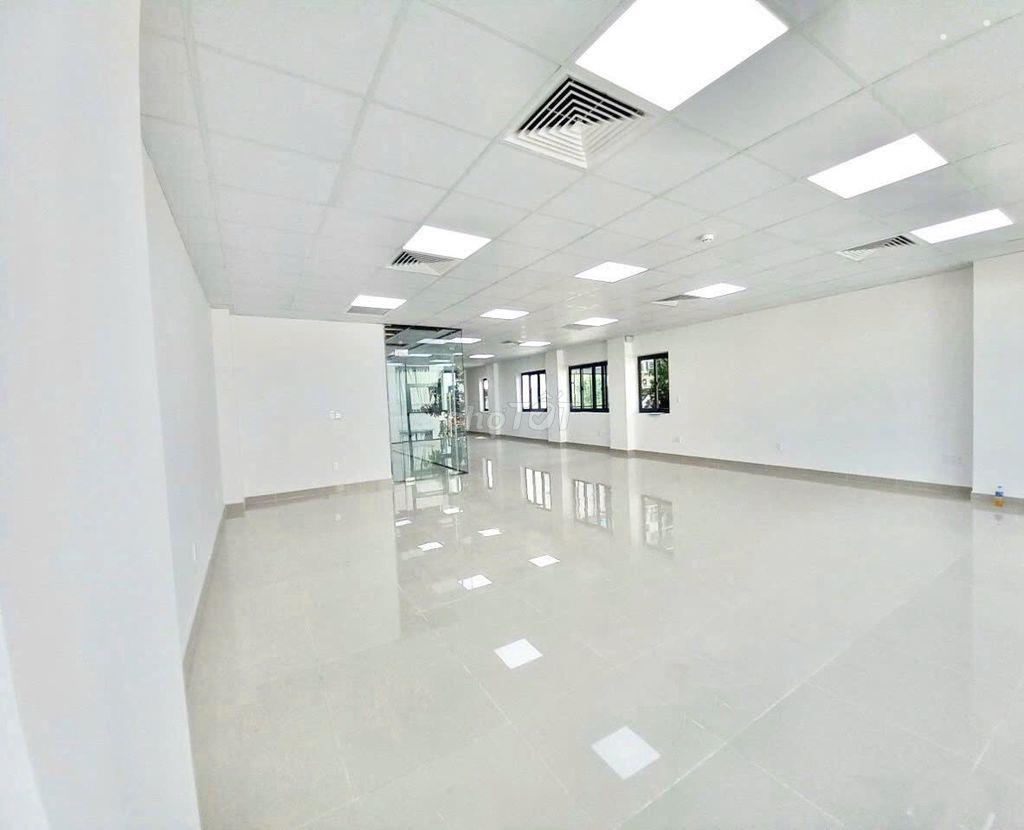 TÒA NHÀ  MT THÍCH MINH NGUYỆT_8x20m, HẦM TRỆT 4 LẦU SUỐT, THANG MÁY