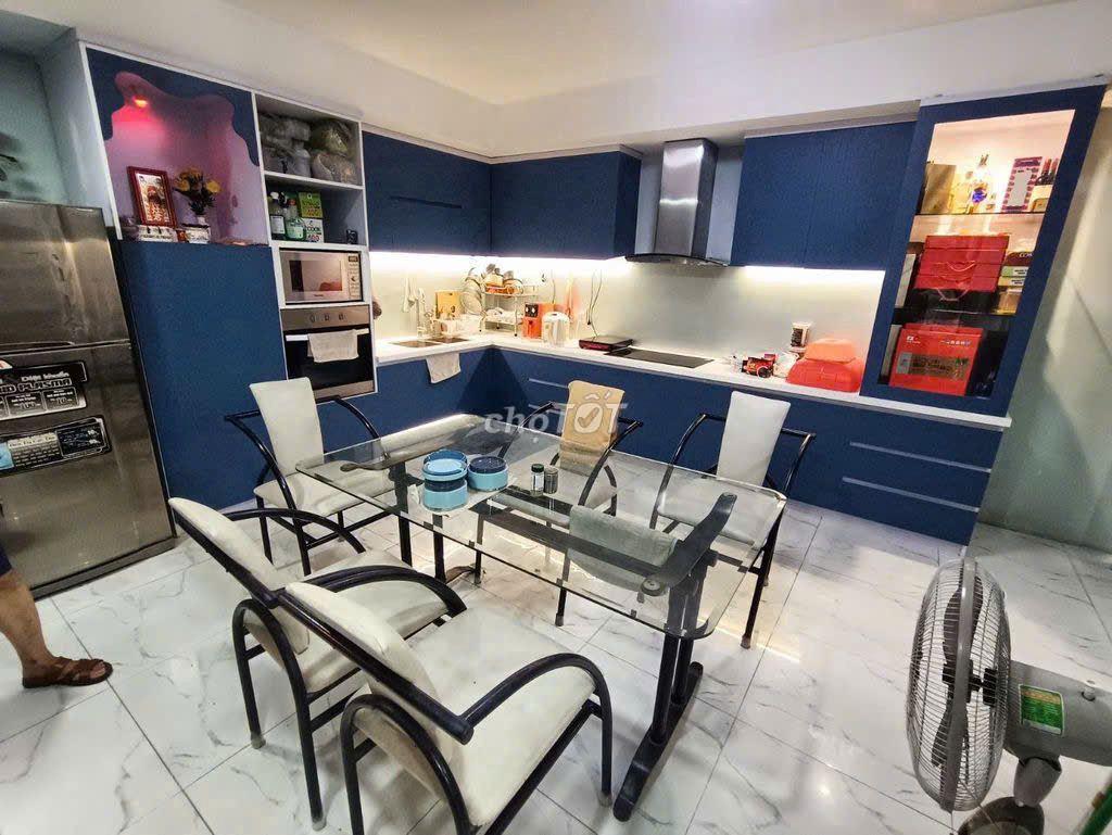 👉👉 CHO THUÊ NHÀ HXH NGAY GA T3_6x14m_TRỆT 2 LẦU ST, NỘI THẤT ĐẦY ĐỦ.