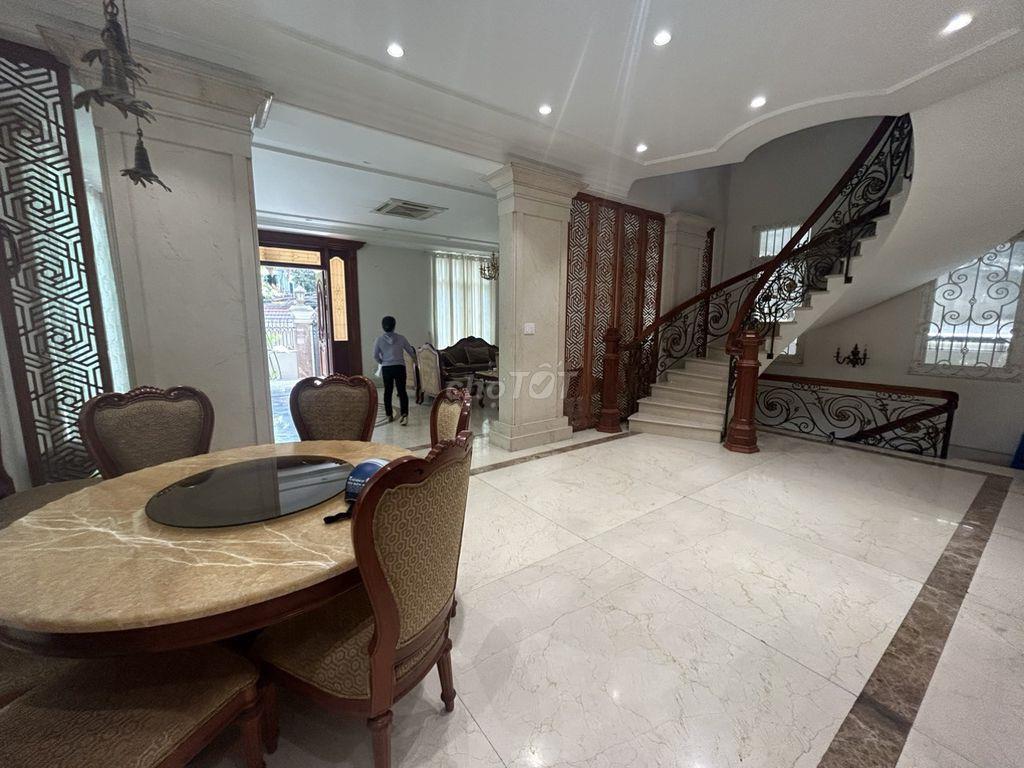 BIỆT THỰ CHO THUÊ ĐƯỜNG CỬU LONG. DT: 8X20M. TRỆT 3 LẦU. SẴN MÁY LẠNH