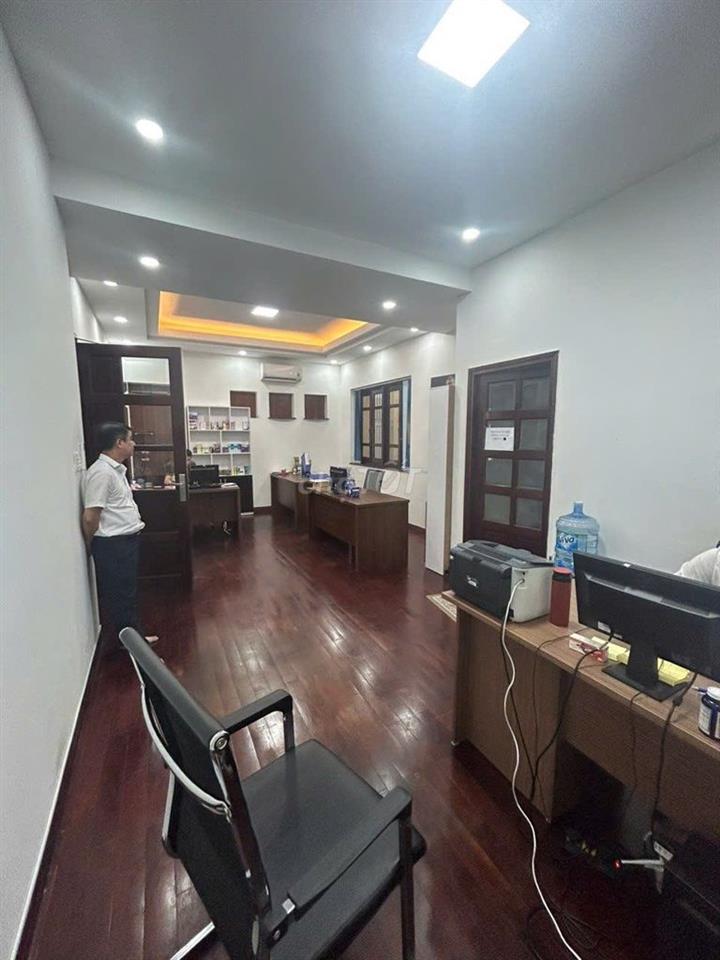 🏡  Biệt Thự Cho Thuê HXH Phổ Quang_8,5x18m_Trệt 3 Lầu, Gara Ô Tô