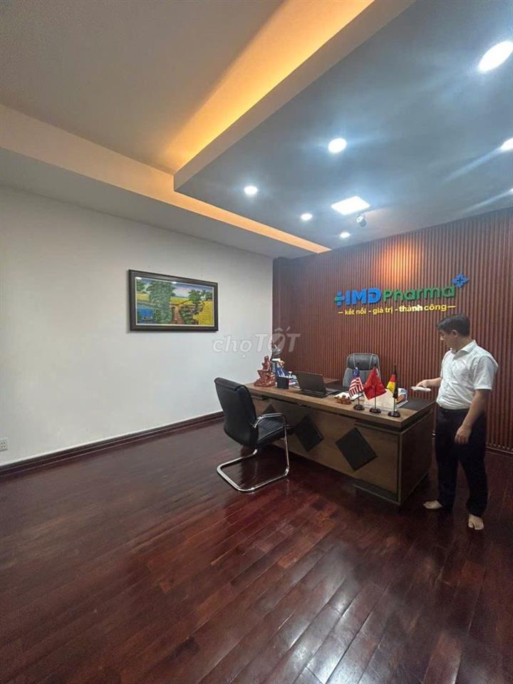 🏡  Biệt Thự Cho Thuê HXH Phổ Quang_8,5x18m_Trệt 3 Lầu, Gara Ô Tô