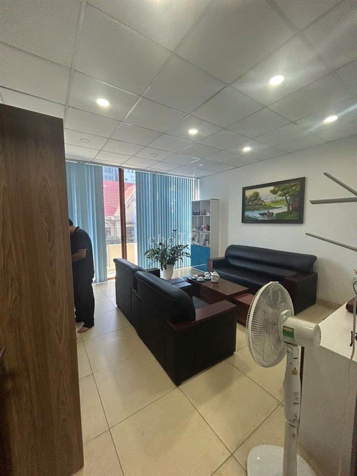 🏡  Biệt Thự Cho Thuê HXH Phổ Quang_8,5x18m_Trệt 3 Lầu, Gara Ô Tô