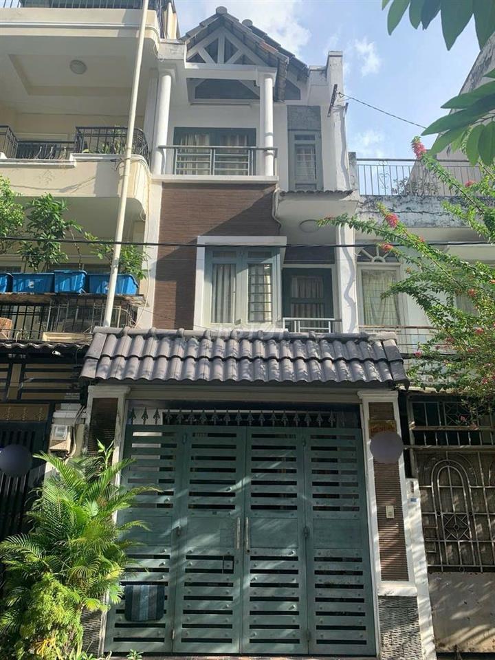 Nhà nguyên căn gần ga T3 vào sân bay đường Hoàng Hoa Thám DTSD 180m2