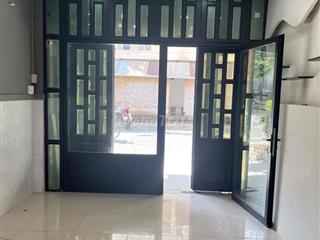 Bán nhà chung cư tầng trệt