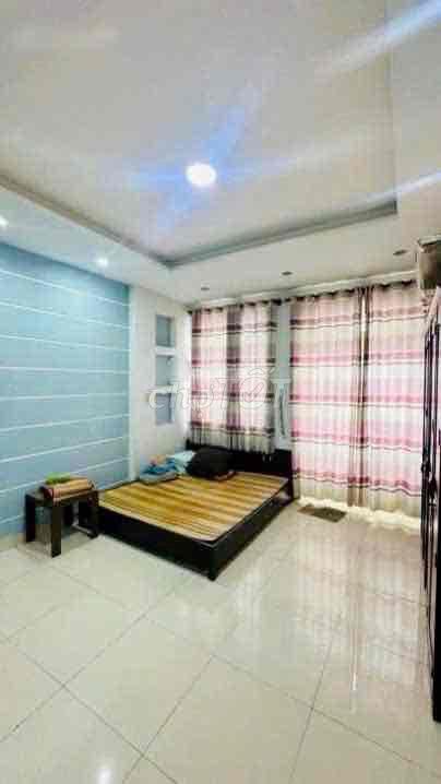 Mặt tiền Nguyễn Bá Tòng👉chợ Bà Hoa, Bàu Cát💥4.4x13m, 3 Tầng✅Giá 14.5tr