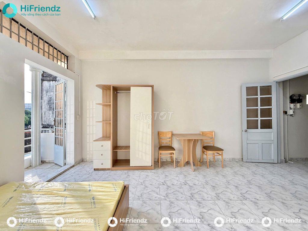 Phòng Ban Công - FULL NT - EWTON - Cộng Hòa -  giá chỉ 5 triệu