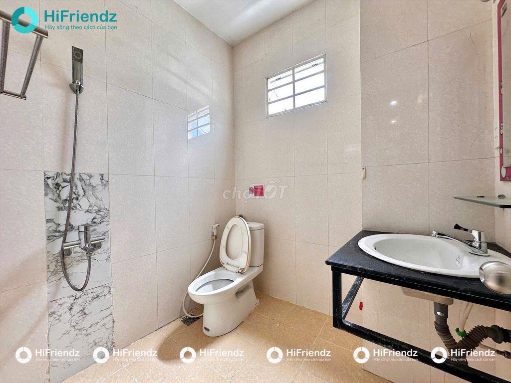 Full Nội Thất - Nguyễn Hồng Đào - Bàu Cát - giá chỉ 3.9 triệu