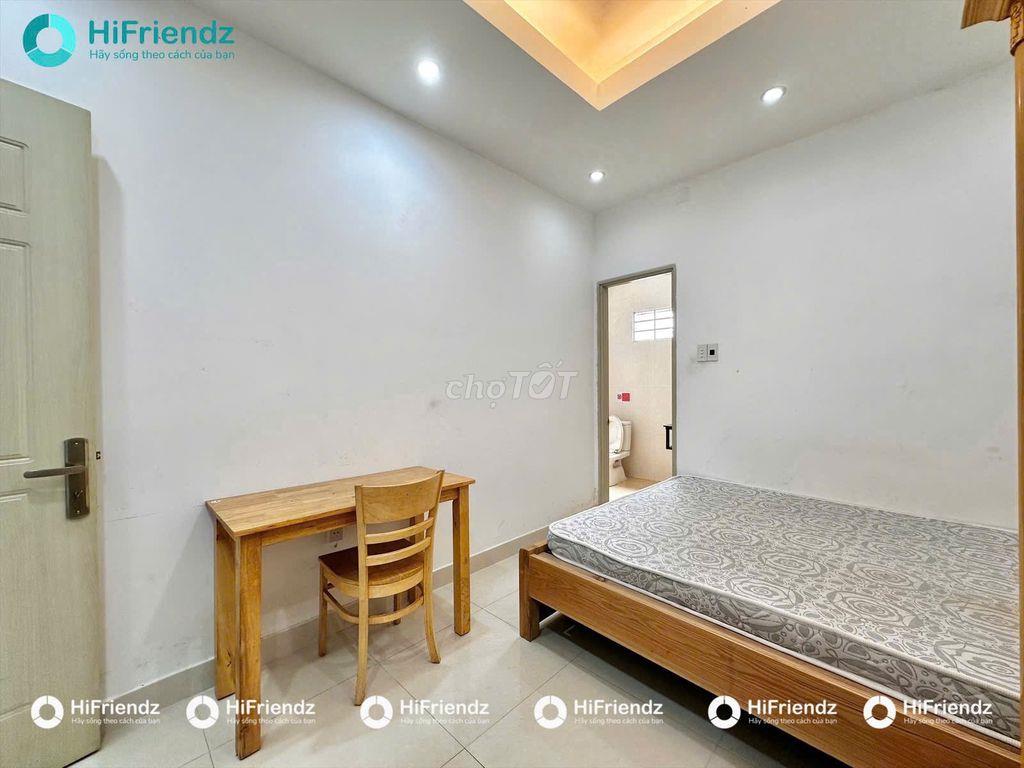 Full Nội Thất - Nguyễn Hồng Đào - Bàu Cát - giá chỉ 3.9 triệu