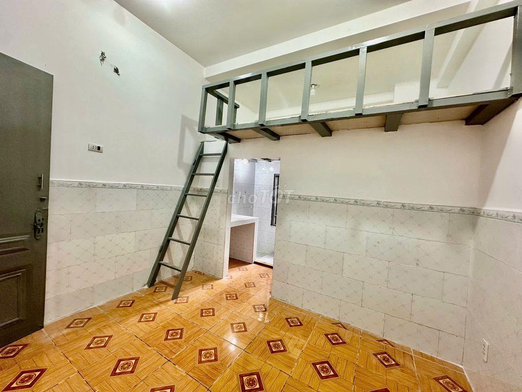 Phòng Trọ Đại Học Văn Hiến 50m - DT 25m2 - Gác - Âu Cơ - giá 3tr7