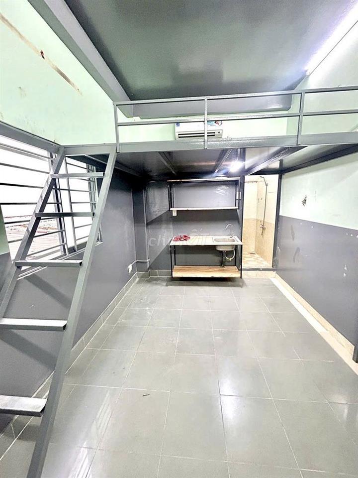 Trọ Cuối Tháng 8  - Ban Công - Full NT - ĐH Công Thương 1km - giá 3tr