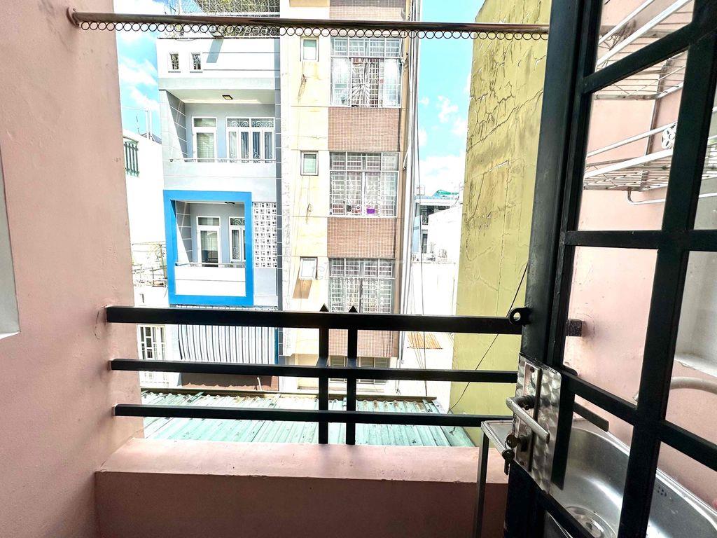 RẺ - 50m2 có gác - ban công - cách Đại Học Văn Hiến 500m - chỉ 5.9tr
