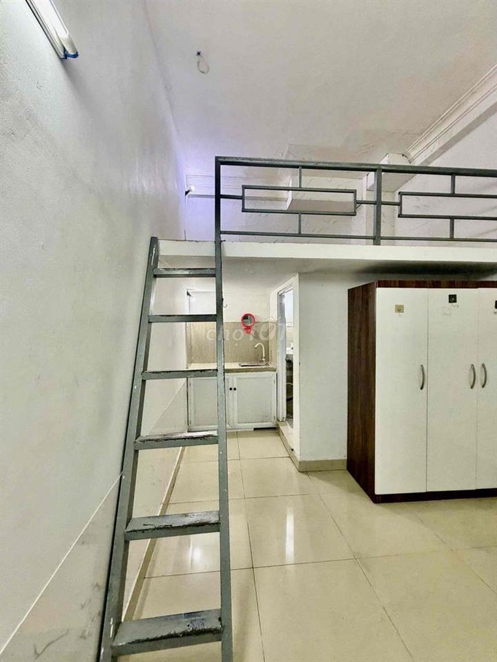 Trọ ở liền - có gác - NT cơ bản - Cộng Hoà - giá 3.7 triệu