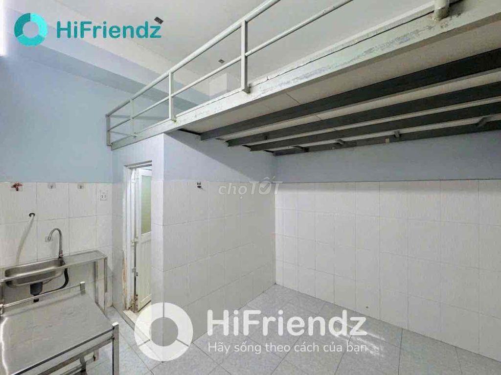 Phòng Cộng Hoà - Hoàng Hoa Thám - Học Viện Hàng Không - giá 3.3 tr