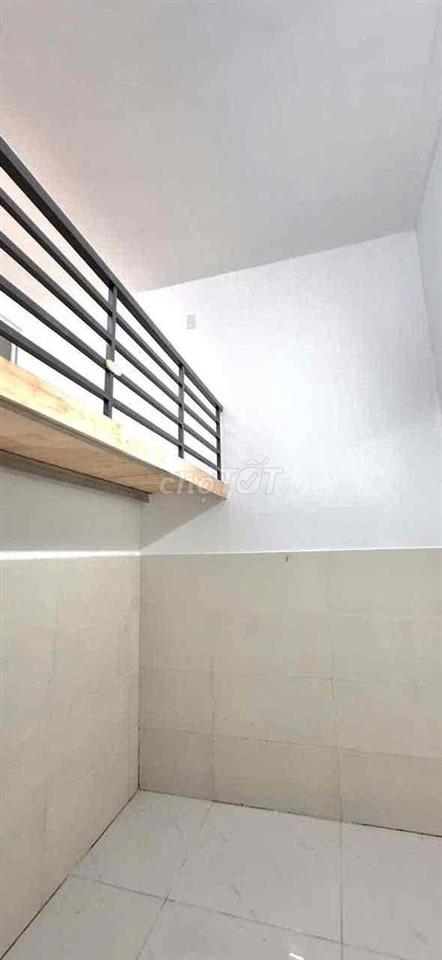 Cộng Hoà - Trường Chinh - Có Gác - Giá 3.8 triệu