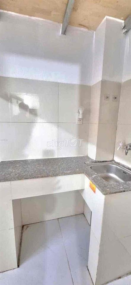 Cộng Hoà - Trường Chinh - Có Gác - Giá 3.8 triệu