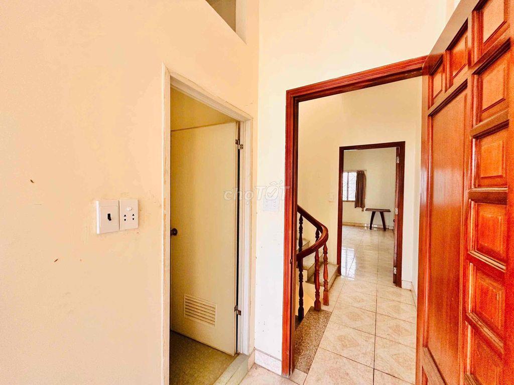 Mặt tiền nguyên căn - Đồng Đen - 4.5 x 20 - 4 tầng - Giá 25 triệu