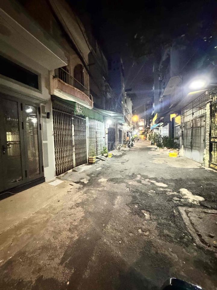 Cho Thuê Nhà nguyên căn xe tải đỗ tận cửa