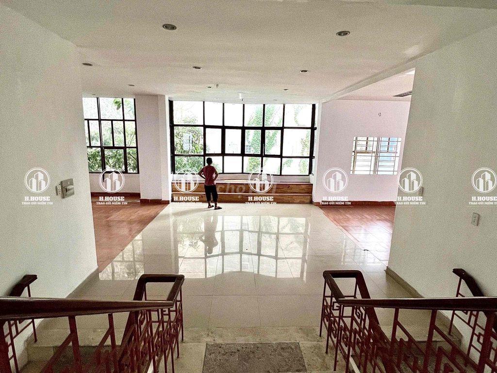 🔴*CỰC HIẾM*BIỆT THƯ NGAY SÂN BAY TÂN SƠN NHẤT 1000m2