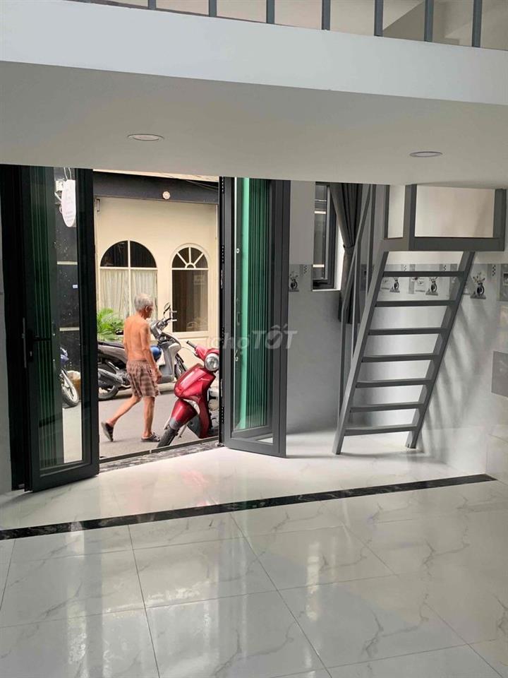 hẻm 55 Nguyễn Phúc Chu, P15, Tân bình, cho thuê nhà 4tr, mới keng