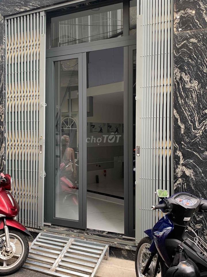 hẻm 55 Nguyễn Phúc Chu, P15, Tân bình, cho thuê nhà 4tr, mới keng