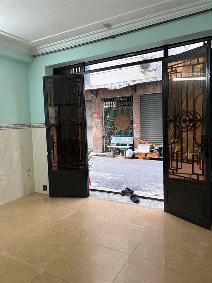 Cho thuê phòng 16m, mặt tiền hẻm rộng, có 1pn, giá 3,5tr/thg