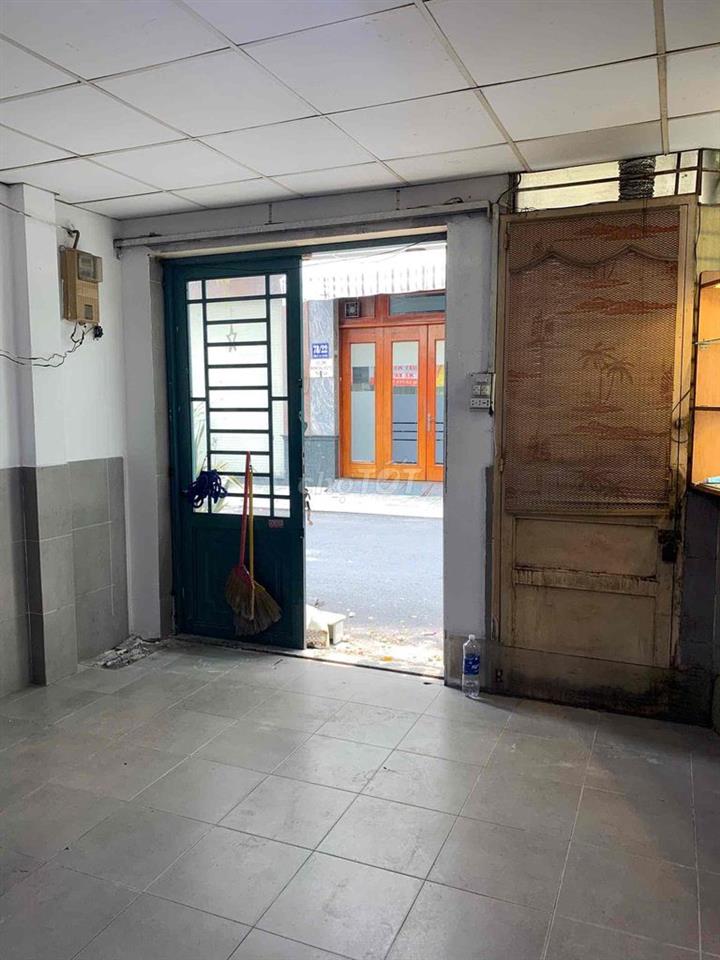 Cho thuê nhà Cống Lở 5,5Tr/thg, 2 lầu, 2pn, 3nvs, có ban công