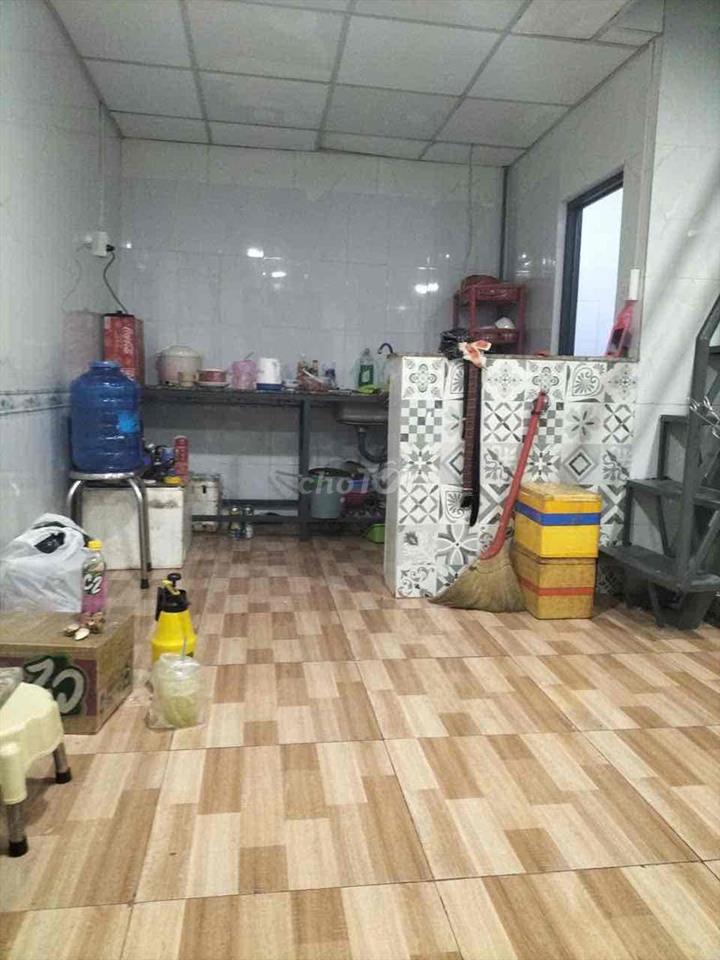 cho thuê nhà nguyên căn 4,5tr/tháng, Nguyễn Sỹ Sách, 1 pngu, 1 toilet