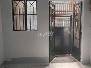 Nhà thuê hẻm 5m Thoại Ngọc Hầu Nguyễn Sơn - Tân Phú Dt 4x12m 1 lầu 2 p