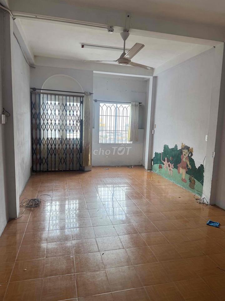 Nhà Thuê Hẻm Xe tải Lạc Long Quân Q 11  Hẻm xe tải thông cư xá  Phú Th