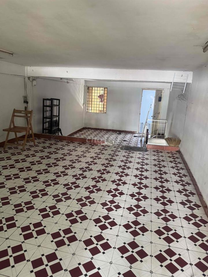 Cho thuê nhà mặt tiền đường Phạm Vấn f Phú Thọ Hoà Dt 4x15m 1 lầu dưới