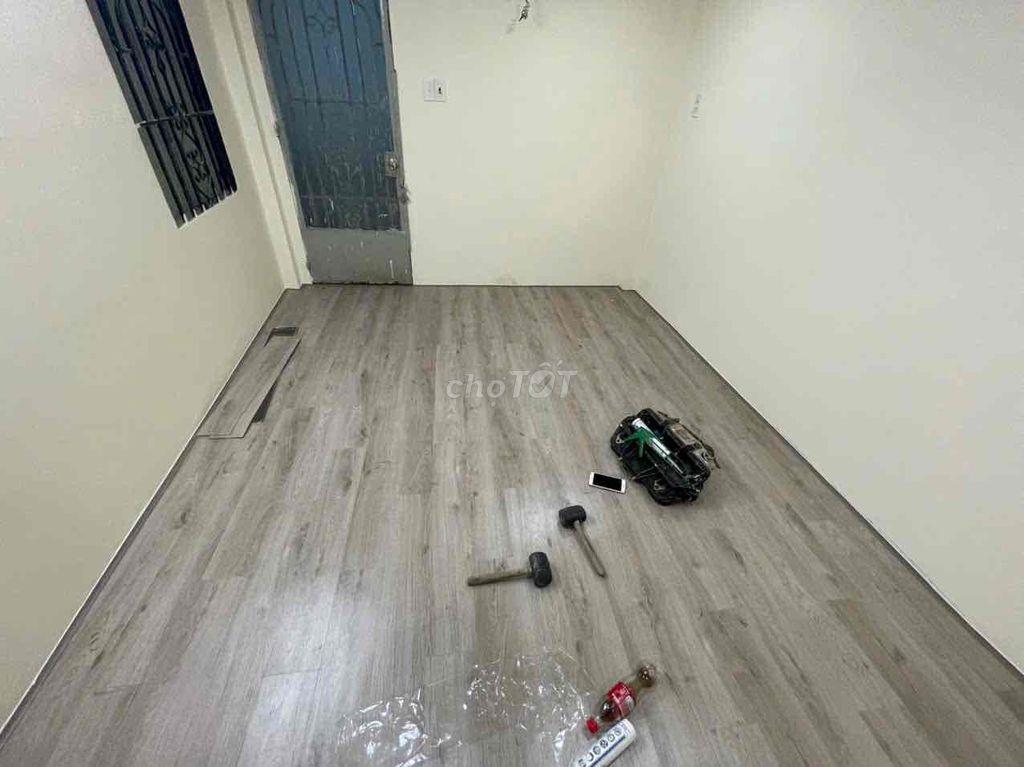 Nhà nhỏ nguyên căn hẻm 2 m duong B3 Tây Thạnh Dt 3x5m 1 lầu suốt có ba