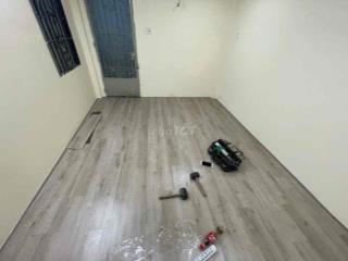 Nhà nhỏ nguyên căn hẻm 2 m duong B3 Tây Thạnh Dt 3x5m 1 lầu suốt có ba