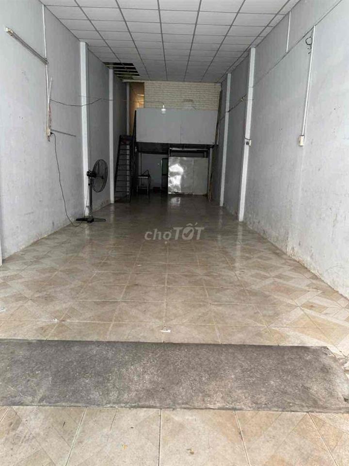 NHÀ CHO THUÊ  Hẻm xe tải 6m đường Vườn Lài  DT 4x22 đúc lừng 1/2 nhà t