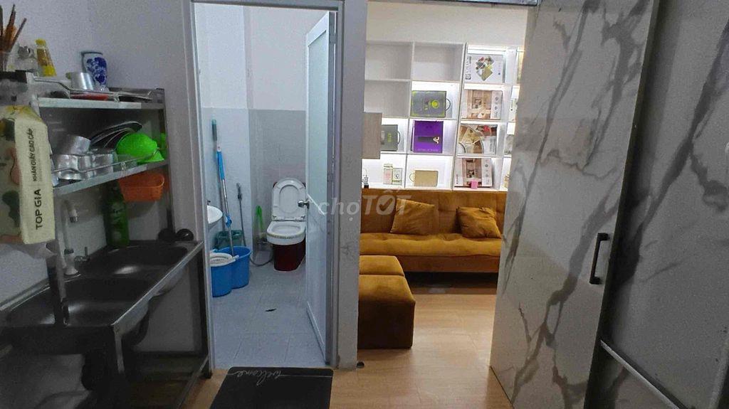 Cho thuê văn Phòng full nội thất hẻm xe tải đường Chế Lan Viên Tây Thạ