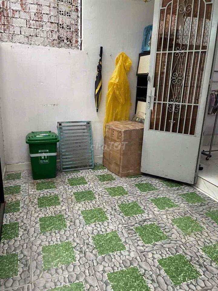 Nhà thuê hẻm xe hơi đường Gò Dầu f Tân Quý - Tân Phú  Dt 4x14m gác lửn