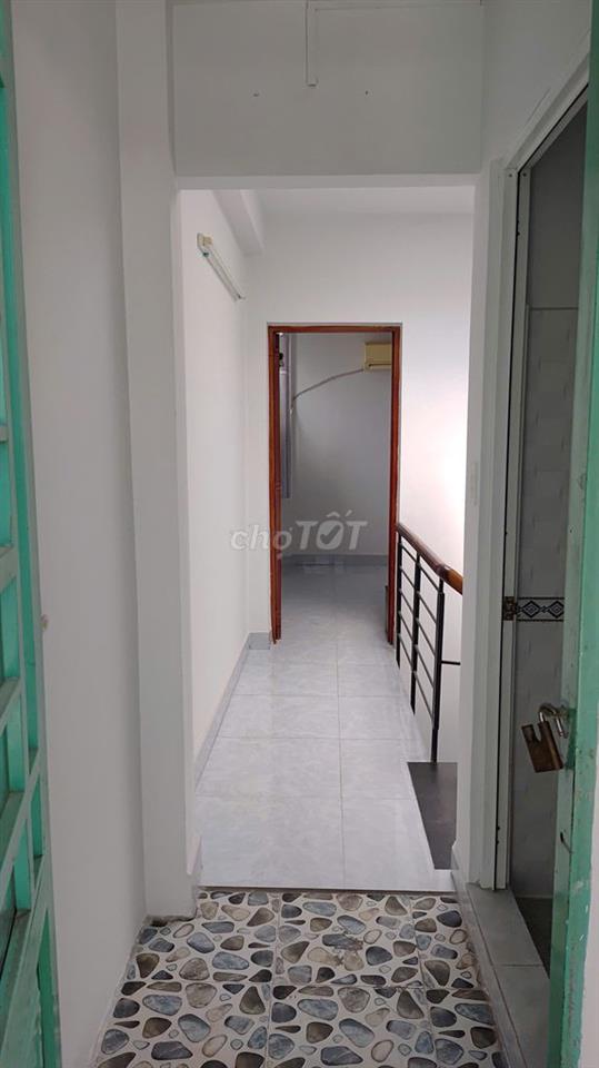 Cho thuê nhà mặt tiền đường Tân Hải
