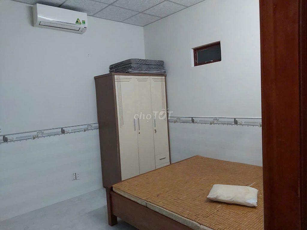 Cho thuê nhà đường Đồng Đen phường 14, quận Tân Bình (gần ngã 3)