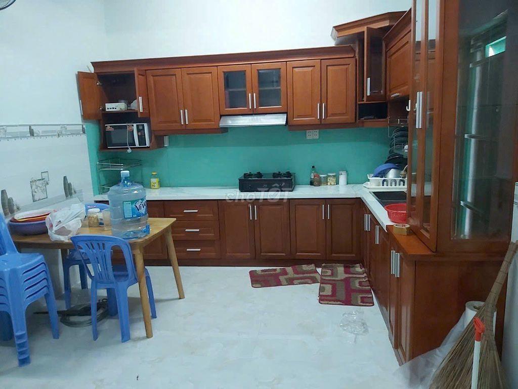 Cho thuê nhà đường Đồng Đen phường 14, quận Tân Bình (gần ngã 3)