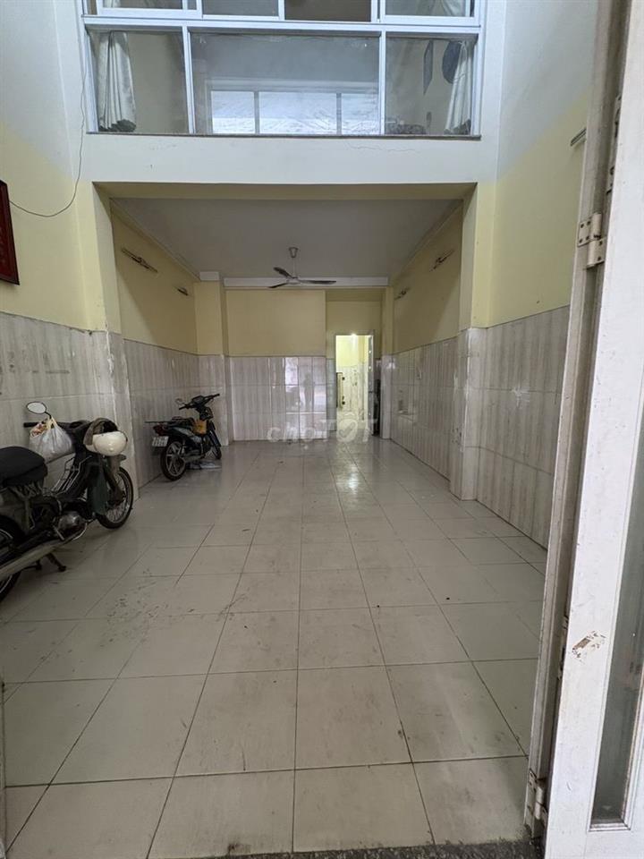 Cho Thuê nhà 1004 Lạc Long Quân