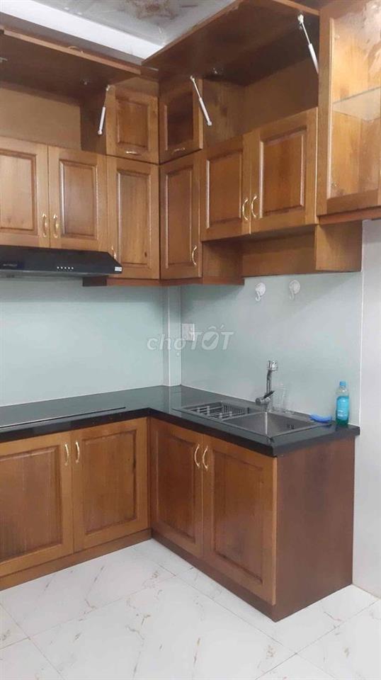 Cho thuê nhà nguyên căn Trường Chinh gần Etown