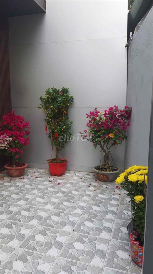 Cho thuê nhà nguyên căn Trường Chinh gần Etown