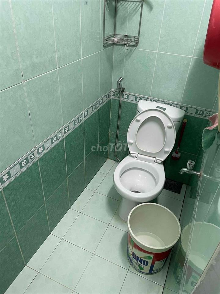 cho thuê nhà nguyên căn gần chợ ông địa